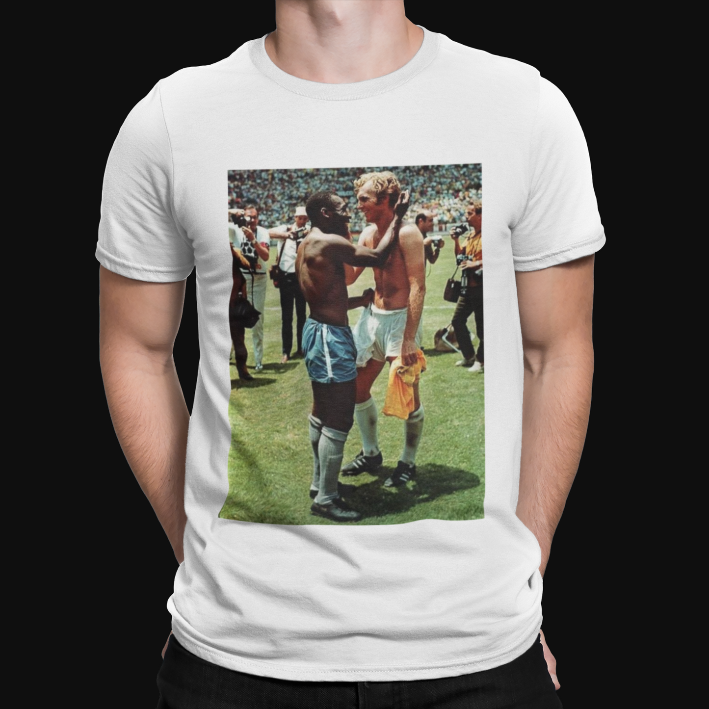 Pele And Bobby Moore T-Shirt - Football - Legend - Iconic - World cup - Retro TV